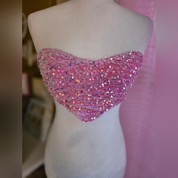 PINKY HEART CROP - Picture 15 of 16